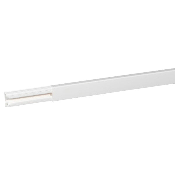 Кабелен канал 32X12.5 бял - Legrand DLP 30015