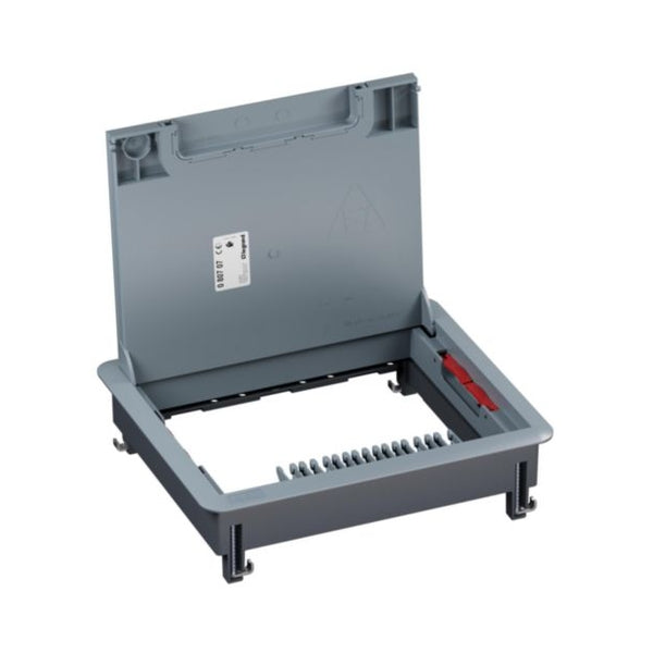 Подова ревизионна кутия пластмаса в двоен под 12/18M празна 241x286 mm - Legrand Floor box 080707