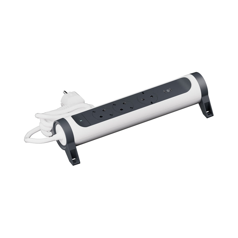 Разклонител 3x 2P+E Шуко и 2x USB тип C 20W Power Delivery с кабел...